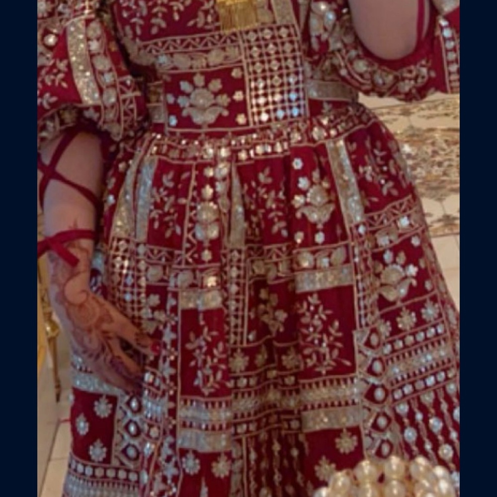 Elegant Red and gold henna dress Arabian